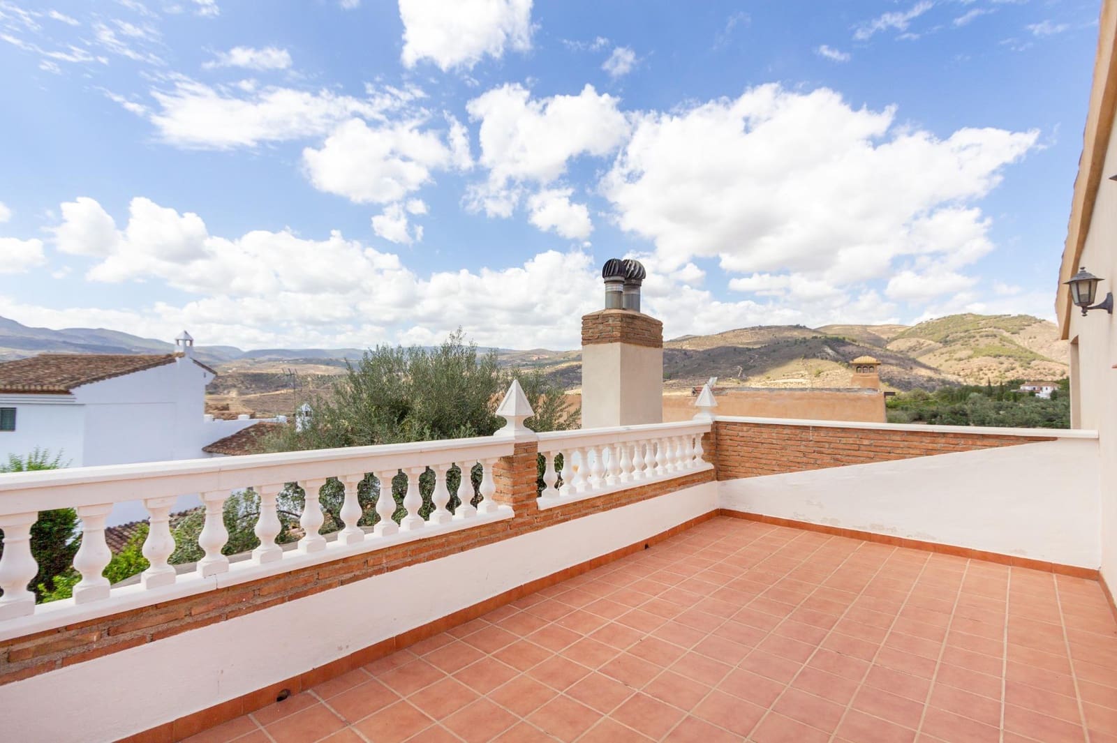 4 quarto Moradia para venda em Melegis com piscina garagem - 1 095 000 € (Ref: 7874231)