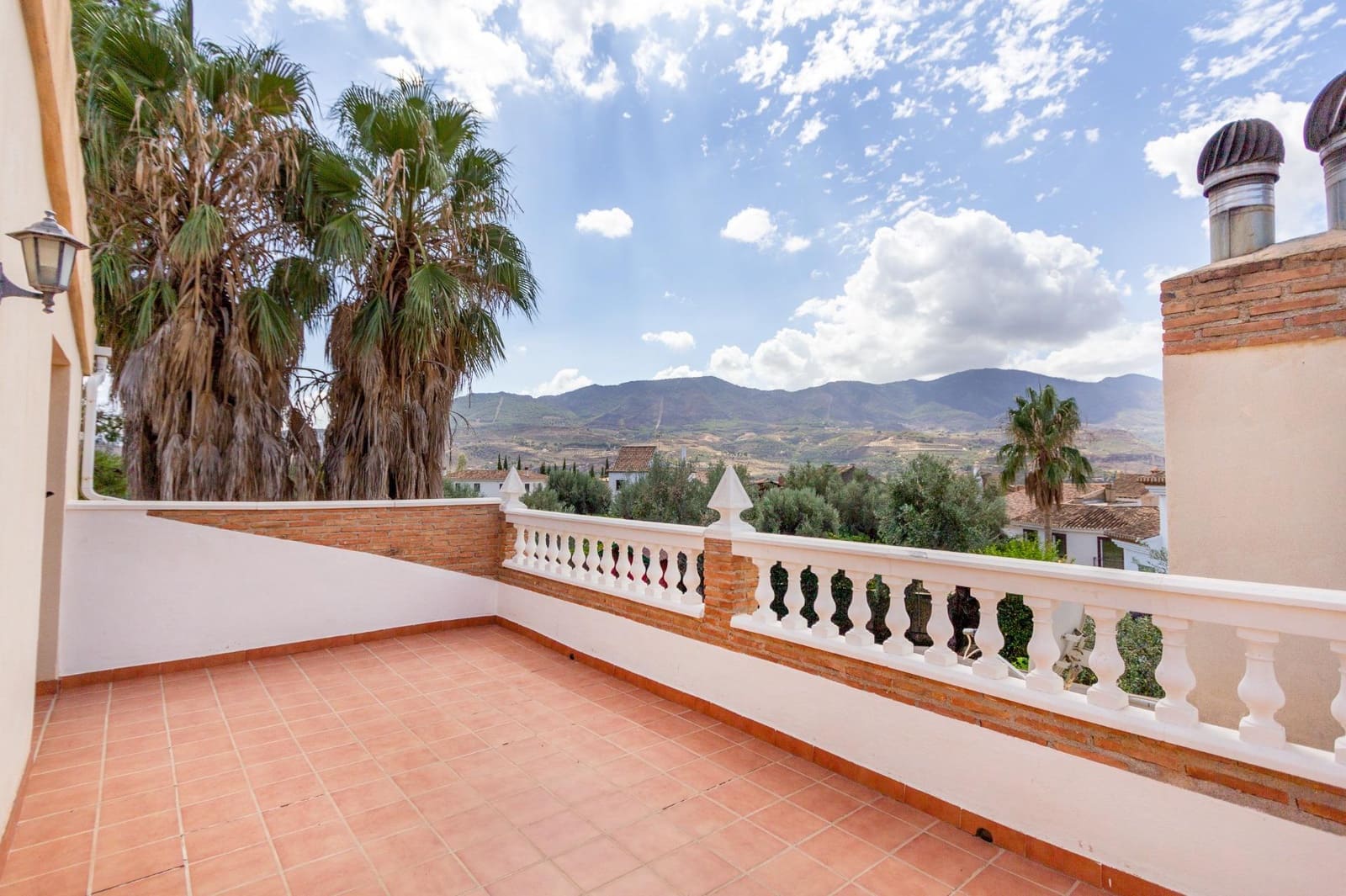 4 quarto Moradia para venda em Melegis com piscina garagem - 1 095 000 € (Ref: 7874231)