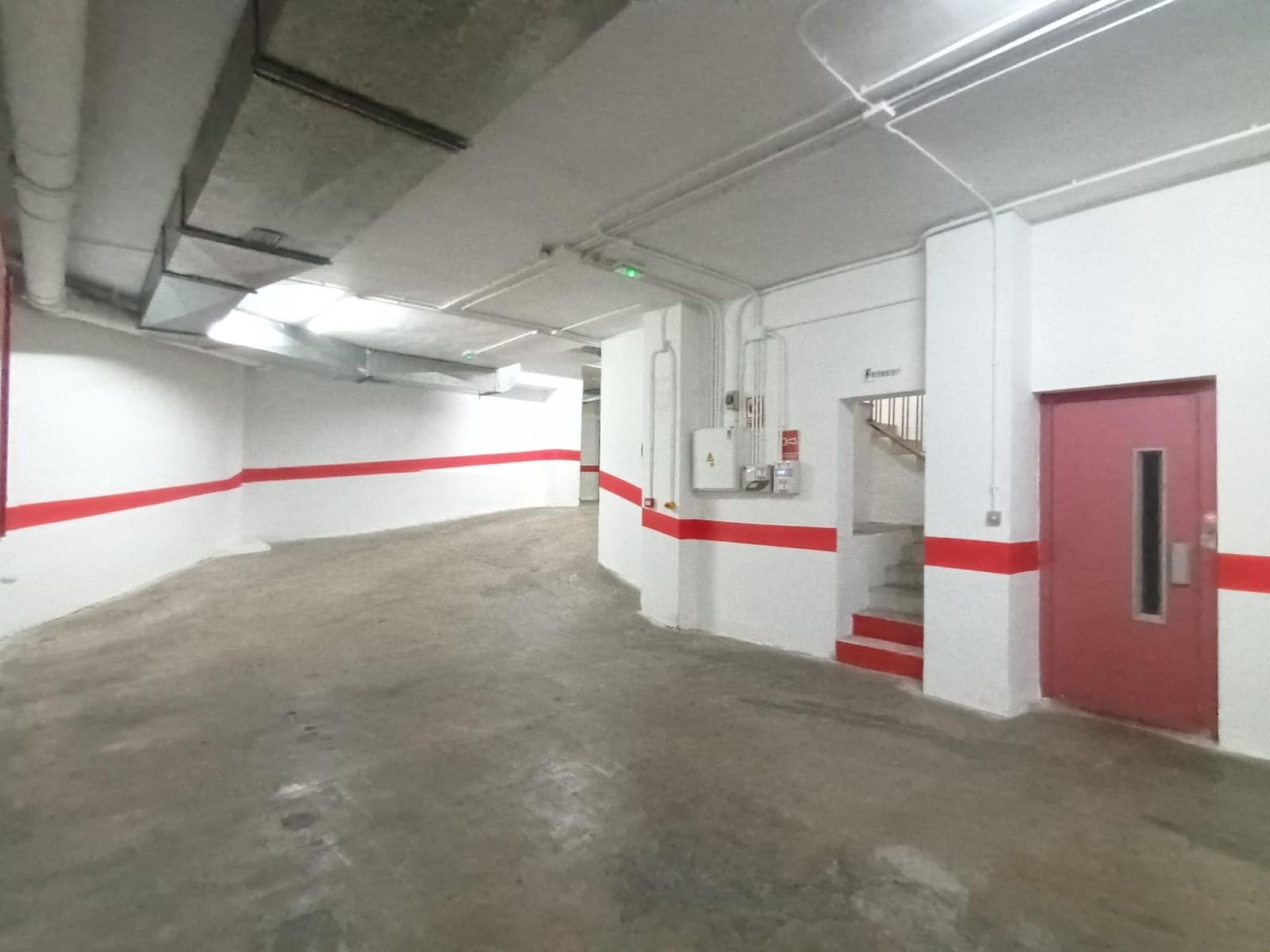 Garage til salg i Granada by - € 19.000 (Ref: 7911688)