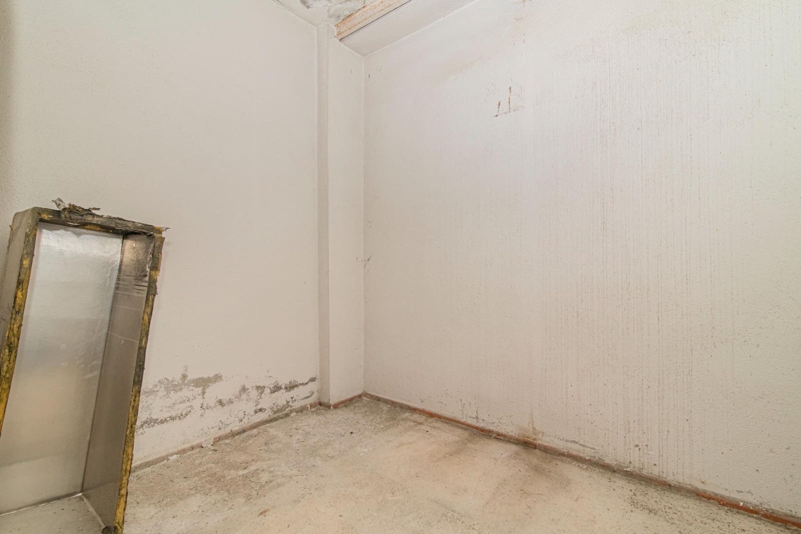 Erhverv til salg i Armilla - € 120.000 (Ref: 7911690)