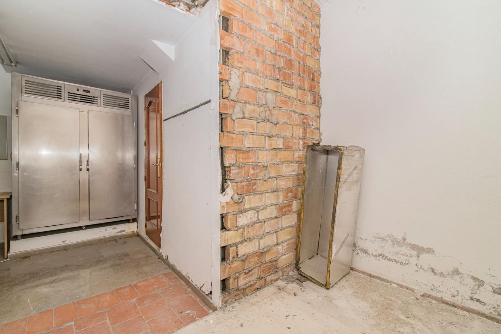 Erhverv til salg i Armilla - € 120.000 (Ref: 7911690)