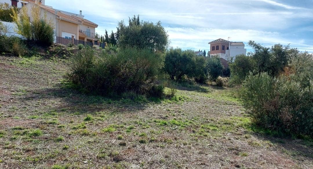 Byggegrund til salg i Nivar - € 40.000 (Ref: 7911709)