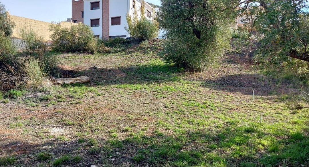 Byggegrund til salg i Nivar - € 40.000 (Ref: 7911709)