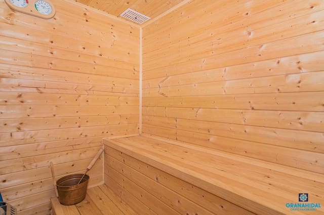 5 soveværelse Villa til salg i Beas de Granada - € 280.000 (Ref: 7980511)