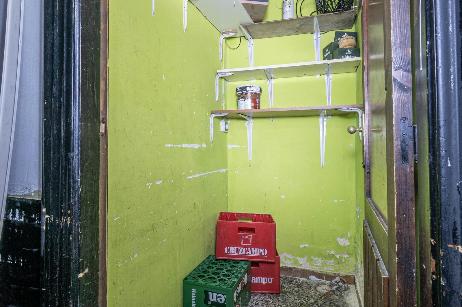 Erhverv til salg i Granada by - € 214.900 (Ref: 8016817)