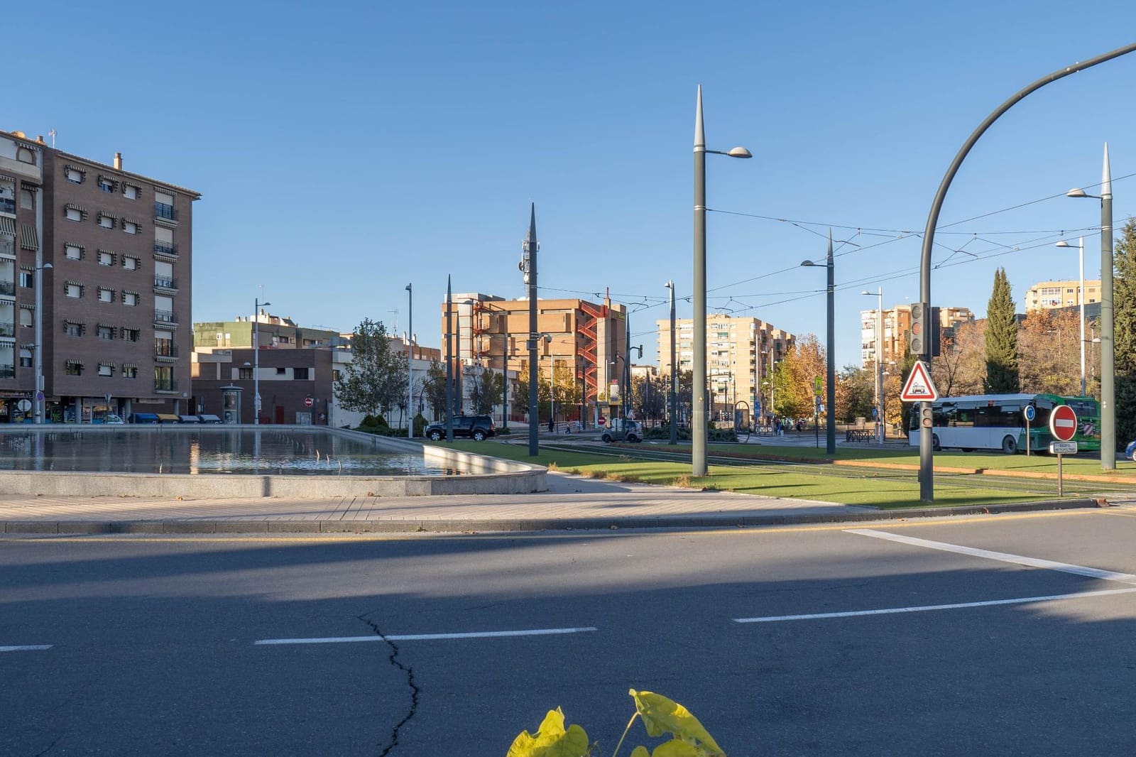 Erhverv til salg i Granada by - € 214.900 (Ref: 8016817)