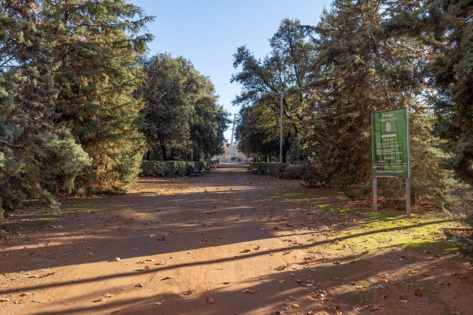 Erhverv til salg i Granada by - € 214.900 (Ref: 8016817)