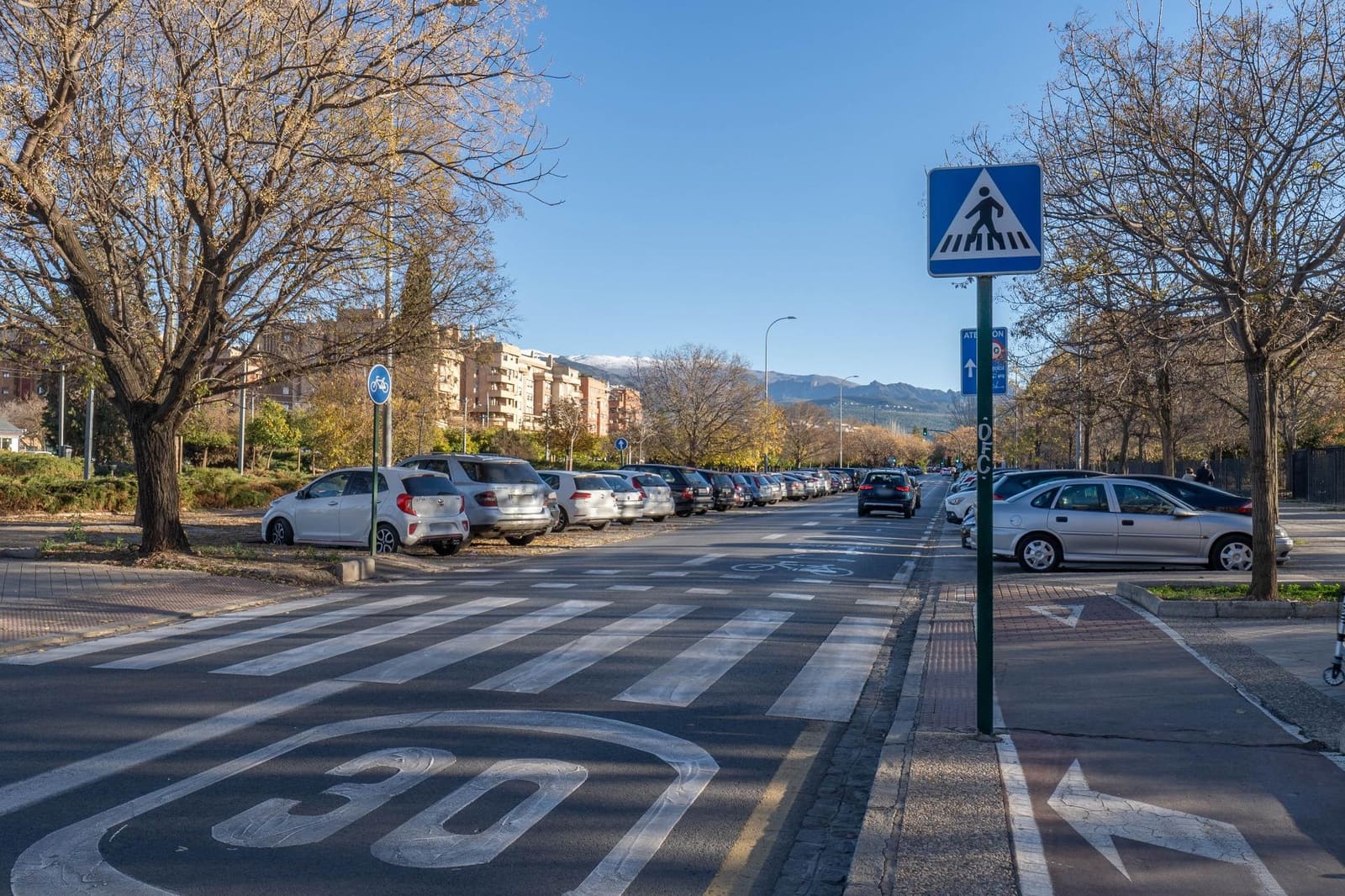 Erhverv til salg i Granada by - € 214.900 (Ref: 8016817)