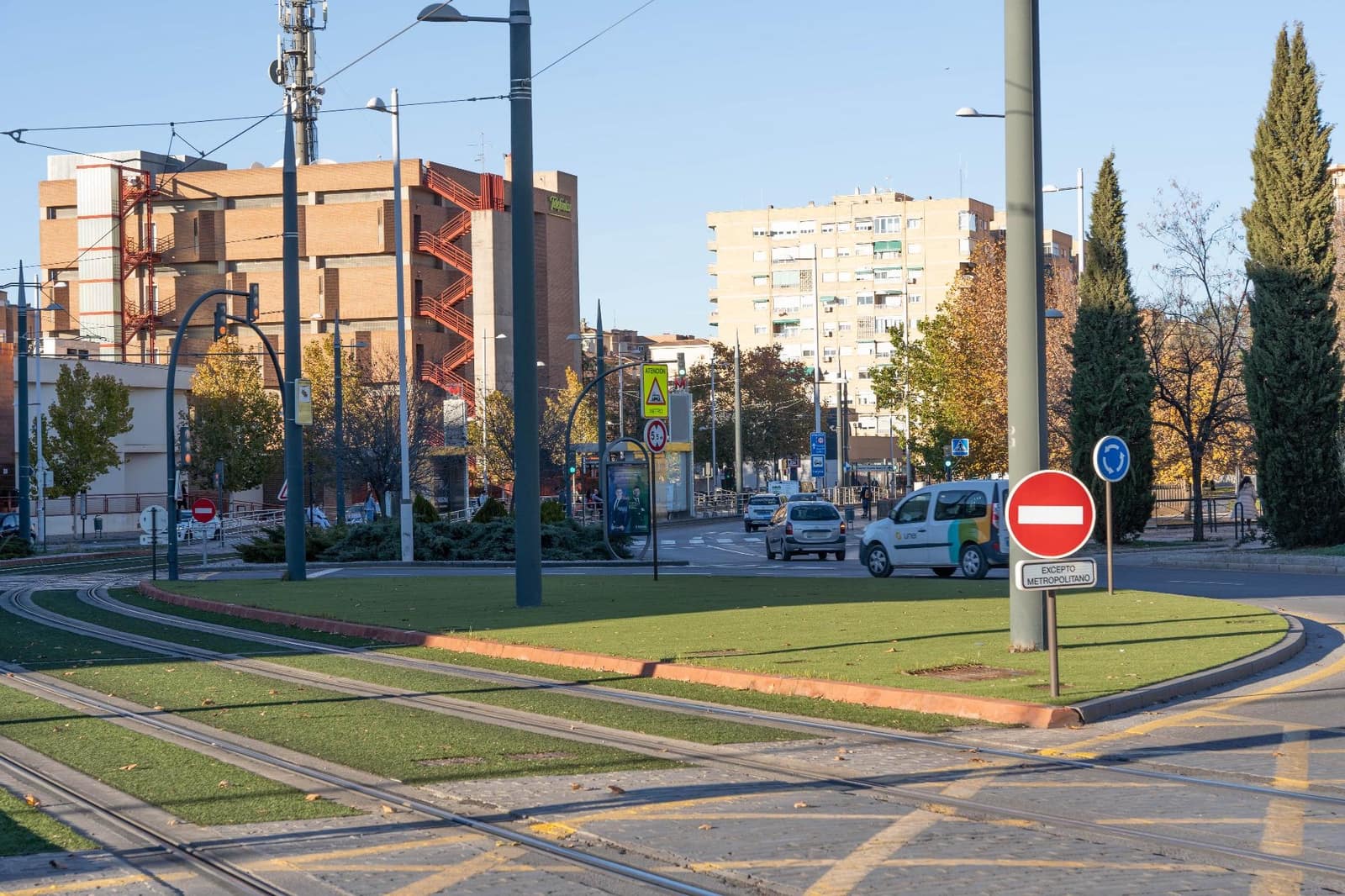 Erhverv til salg i Granada by - € 214.900 (Ref: 8016817)