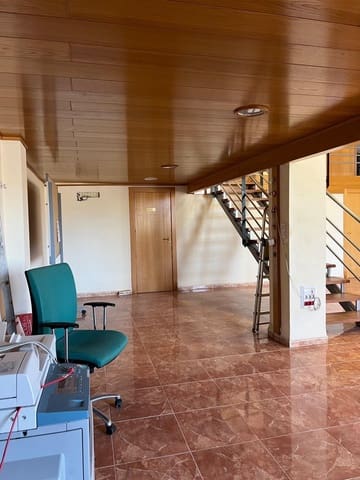 Commercial for sale in Peligros - € 157,000 (Ref: 8134120)