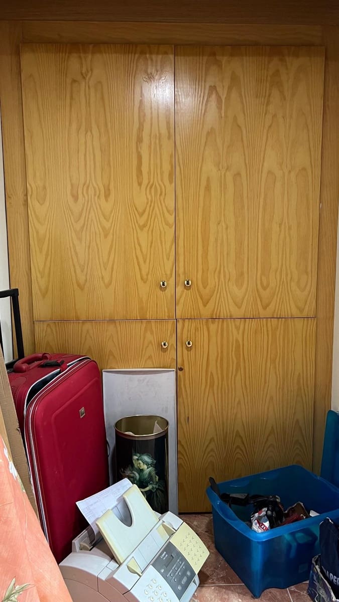 Erhverv til salg i Peligros - € 157.000 (Ref: 8134120)