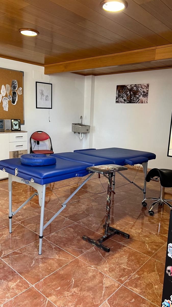 Erhverv til salg i Peligros - € 157.000 (Ref: 8134120)