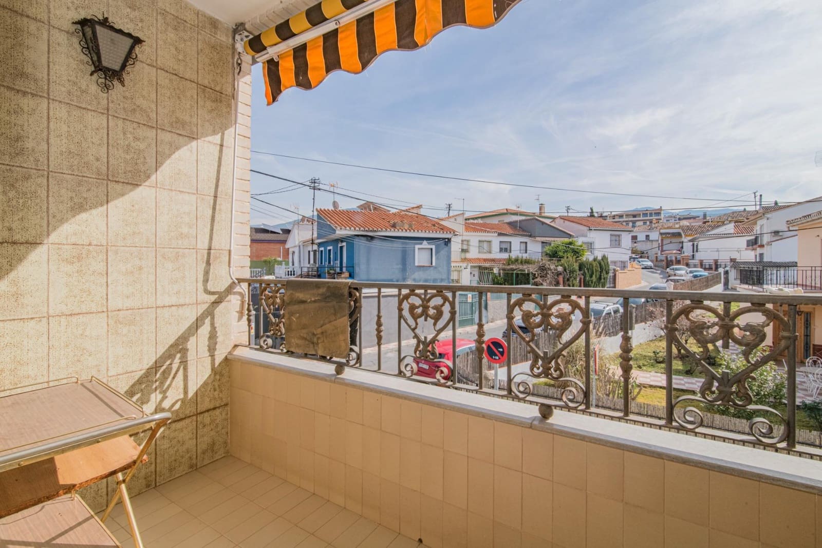 Casa de 3 habitaciones en La Zubia en venta con garaje - 470.000 € (Ref: 8134135)