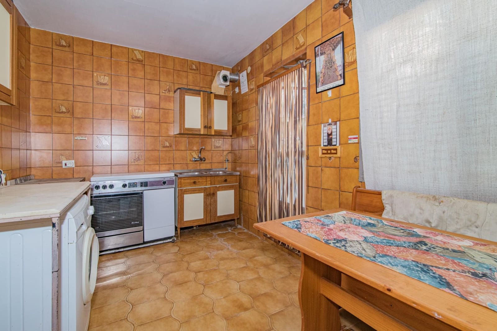 Casa de 3 habitaciones en La Zubia en venta con garaje - 470.000 € (Ref: 8134135)