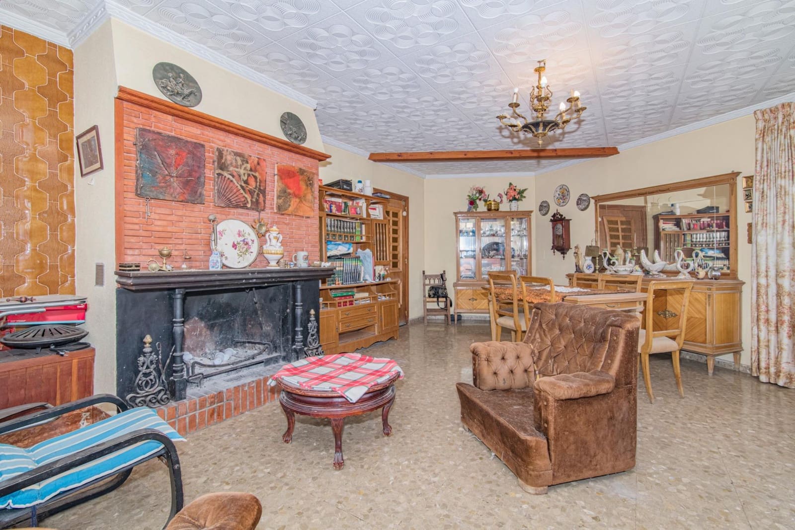 Casa de 3 habitaciones en La Zubia en venta con garaje - 470.000 € (Ref: 8134135)