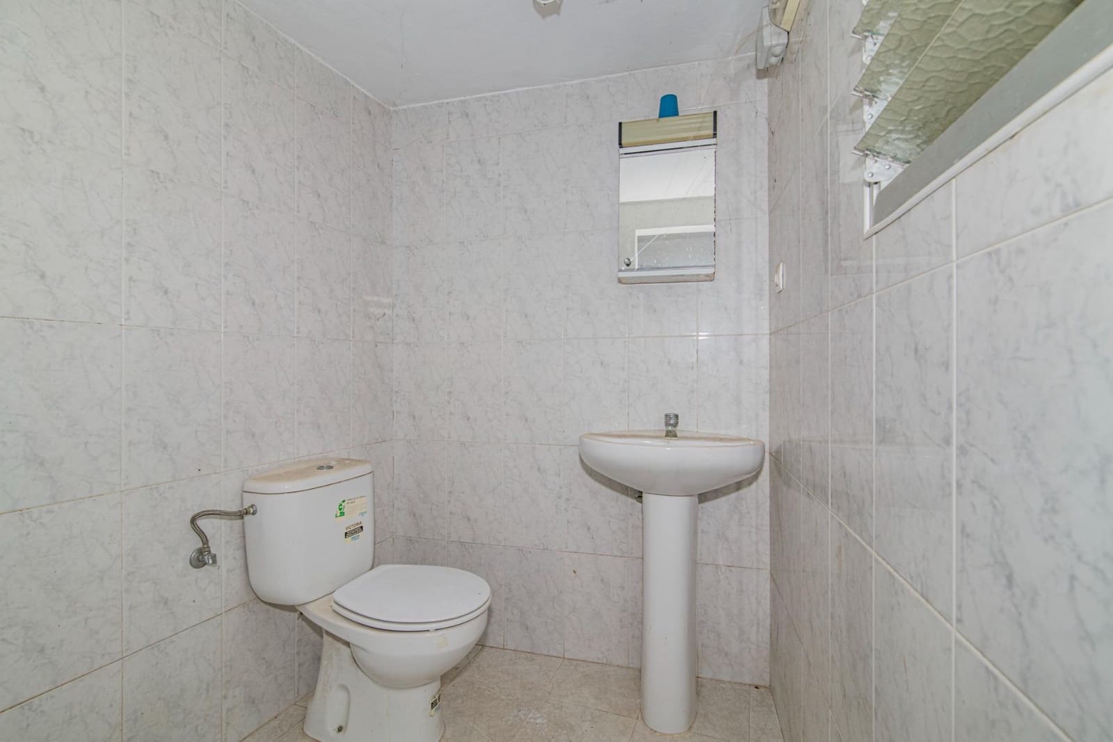 Casa de 3 habitaciones en La Zubia en venta con garaje - 470.000 € (Ref: 8134135)