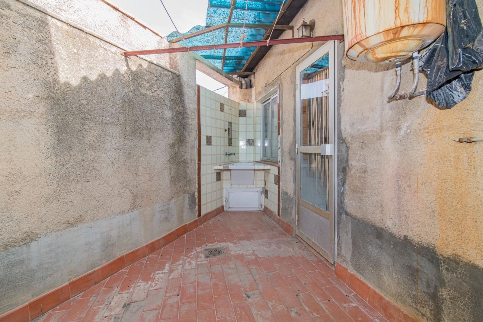 Casa de 3 habitaciones en La Zubia en venta con garaje - 470.000 € (Ref: 8134135)