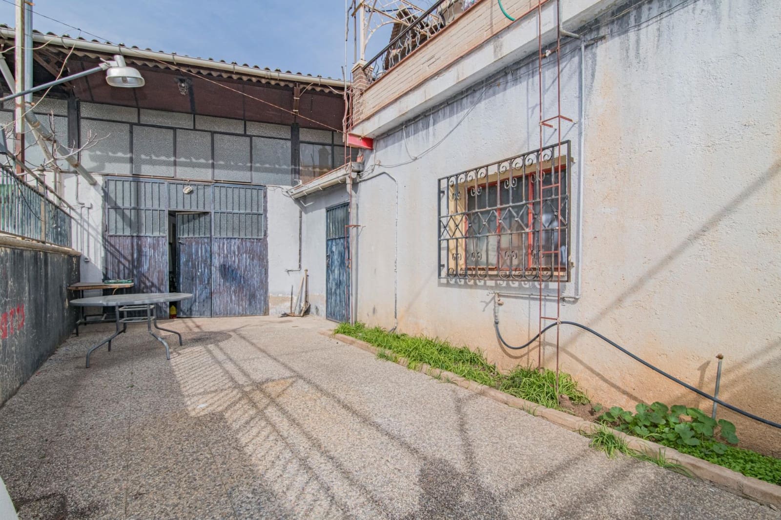 Casa de 3 habitaciones en La Zubia en venta con garaje - 470.000 € (Ref: 8134135)