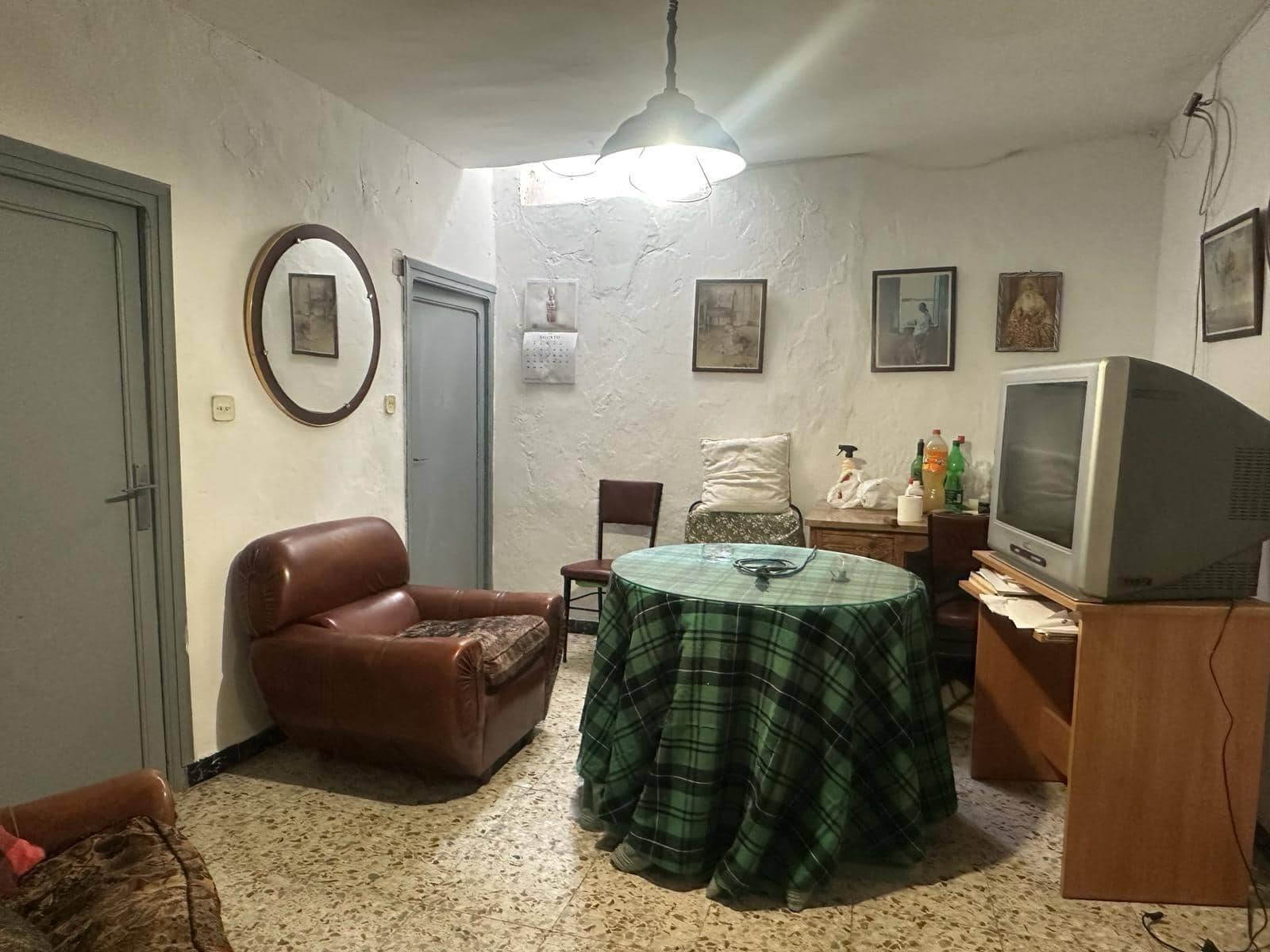 7 soveværelse Byhus til salg i Cadiar med garage - € 69.900 (Ref: 8146151)