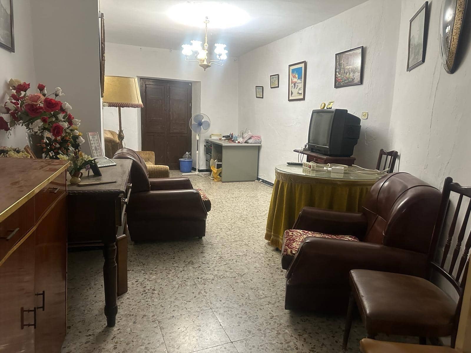 7 soveværelse Byhus til salg i Cadiar med garage - € 69.900 (Ref: 8146151)