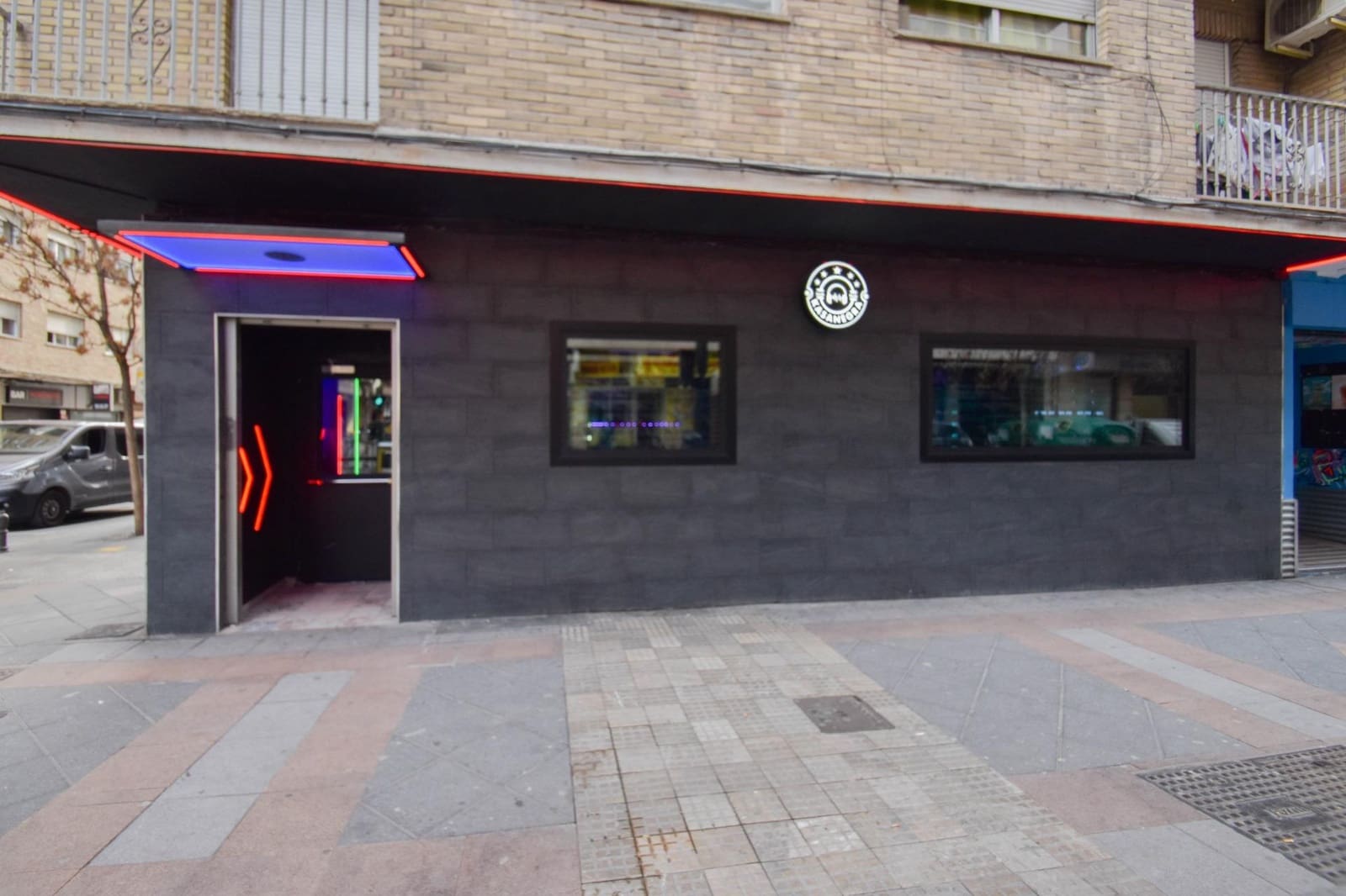 Erhverv til leje i Granada by - € 1.200 (Ref: 8202035)