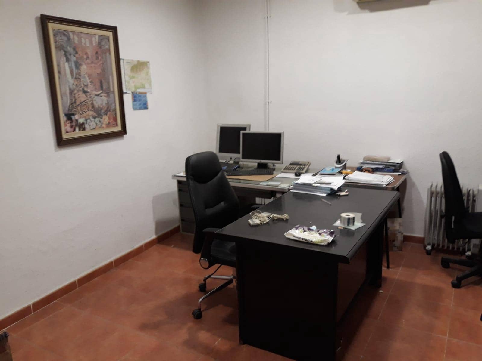 Commercieel te koop in Granada stad - € 145.000 (Ref: 8318161)