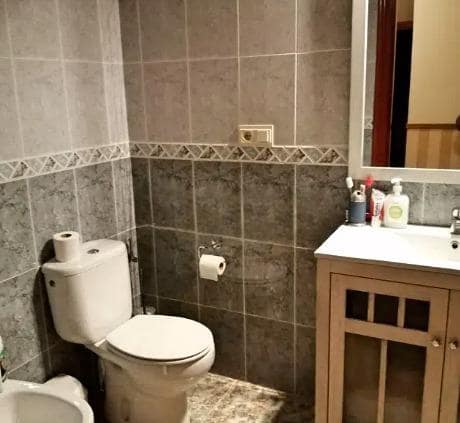 3 soveværelse Lejlighed til salg i Cádiar med garage - € 92.000 (Ref: 8440704)