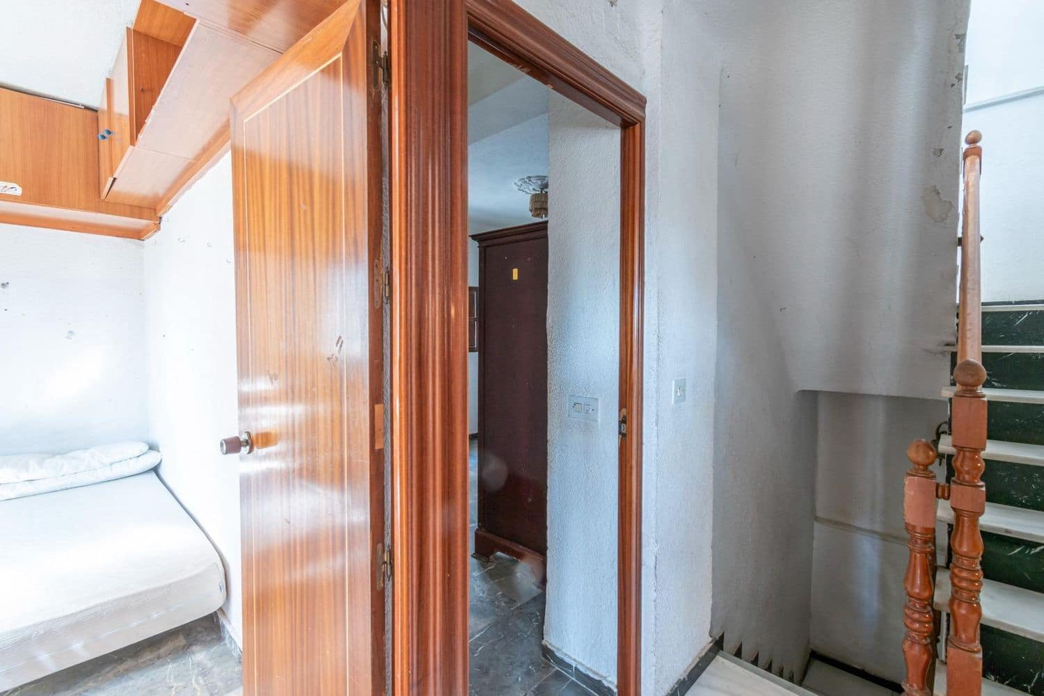 5 soveværelse Villa til salg i Granada by - € 324.900 (Ref: 8504238)