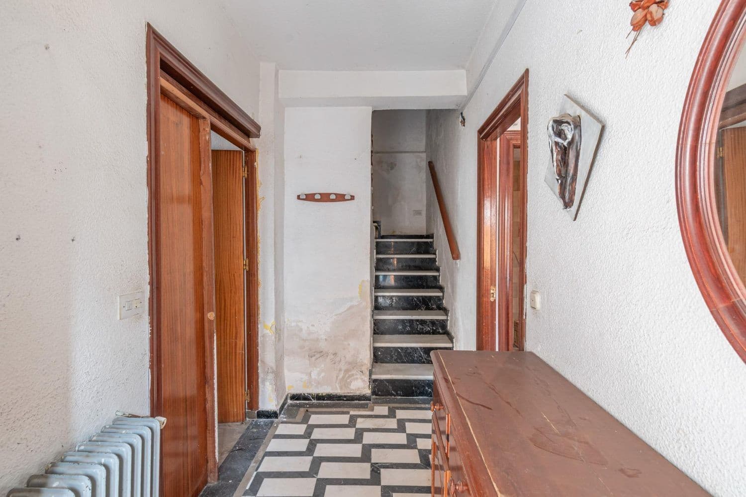 5 soveværelse Villa til salg i Granada by - € 324.900 (Ref: 8504238)