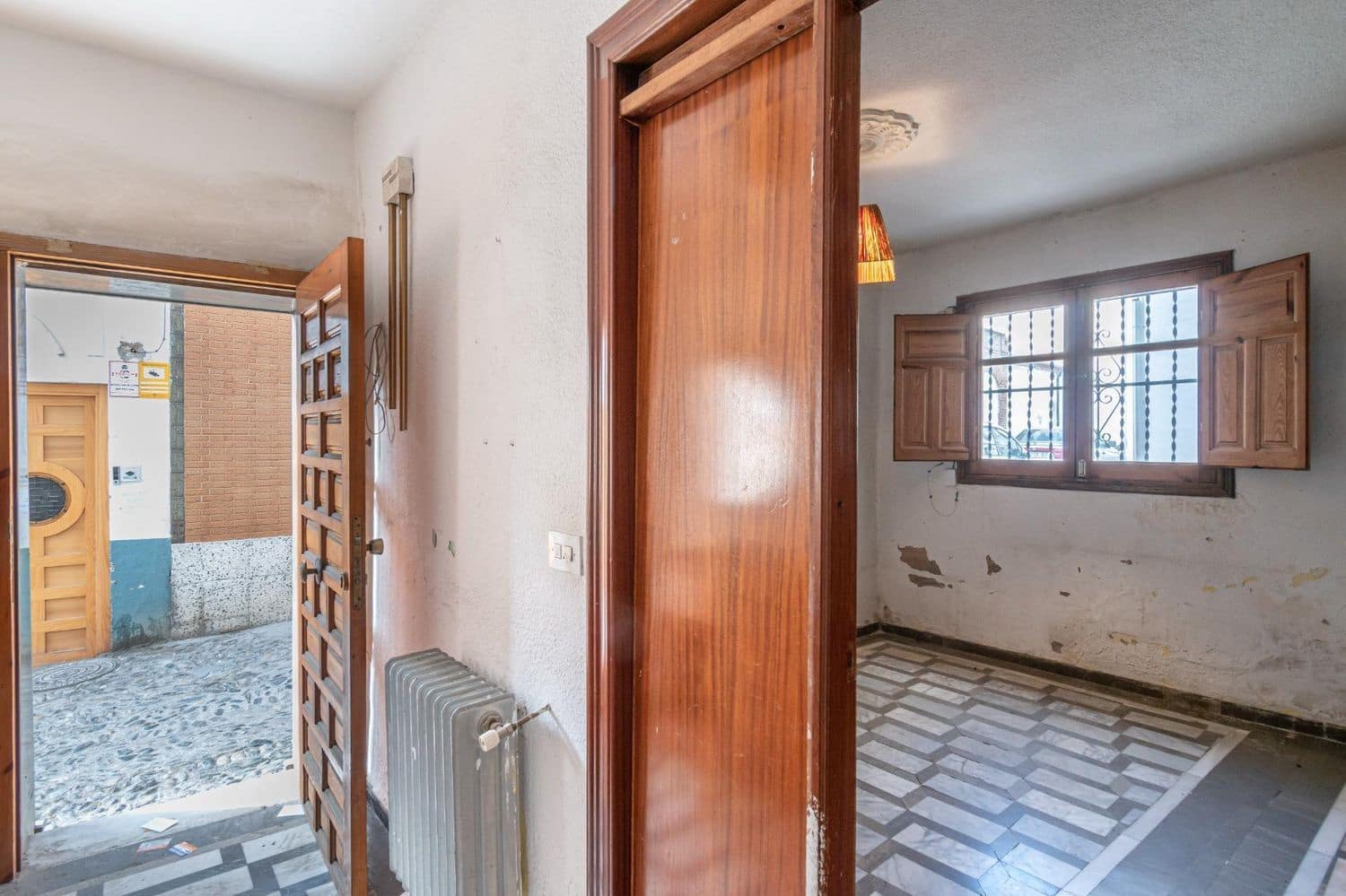 5 soveværelse Villa til salg i Granada by - € 324.900 (Ref: 8504238)