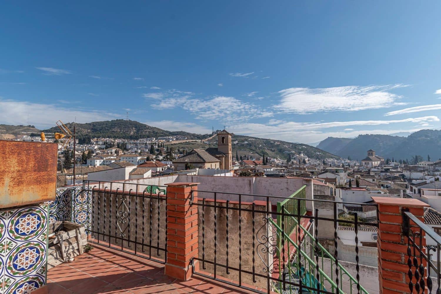 5 soveværelse Villa til salg i Granada by - € 324.900 (Ref: 8504238)