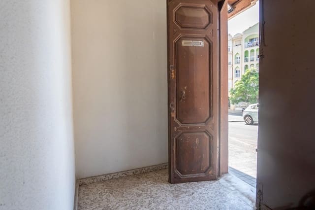 Kommersiell til salgs i Motril - € 104 000 (Ref: 8508918)