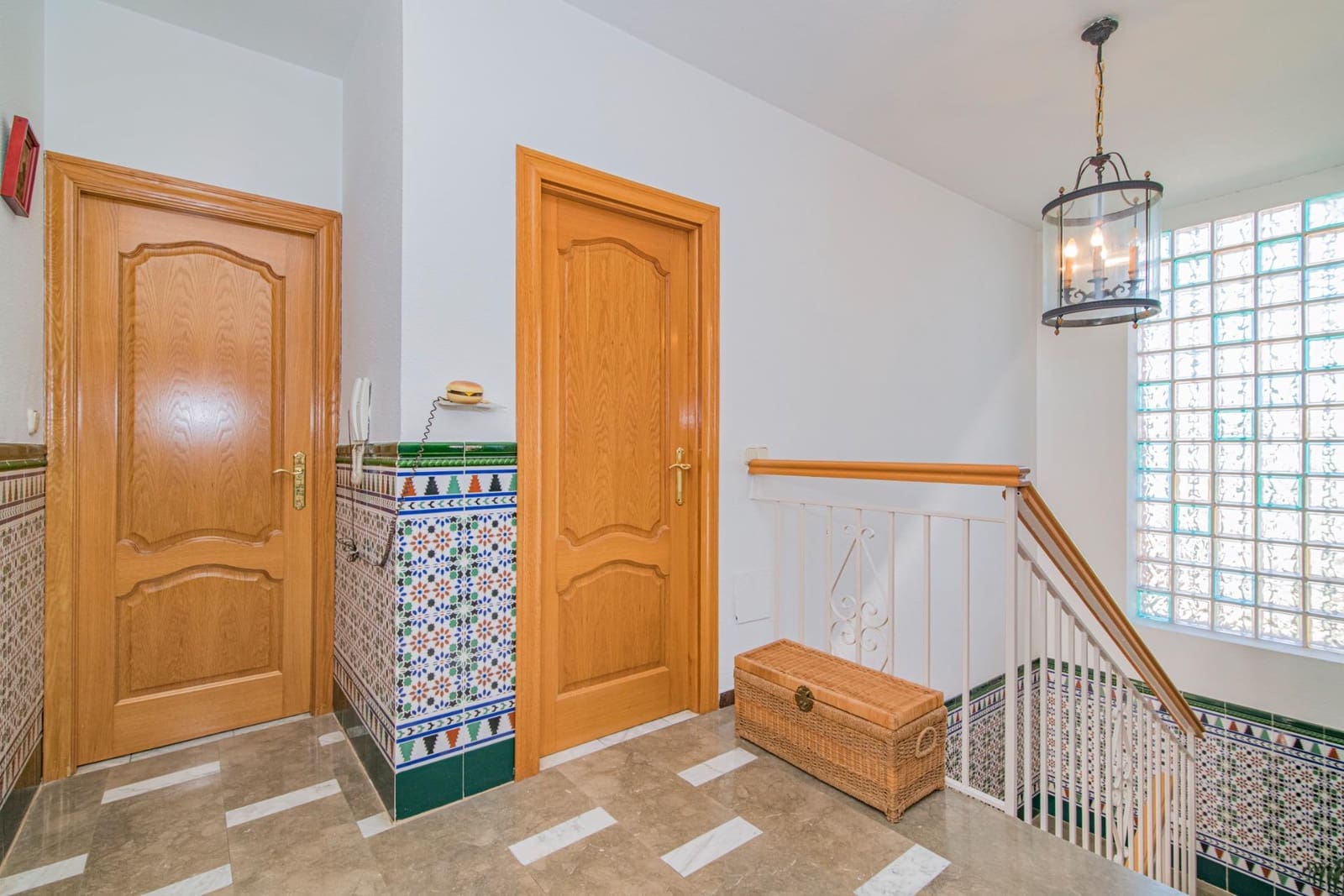 4 soverom Villa til salgs i Atarfe med svømmebasseng garasje - € 395 000 (Ref: 8511875)