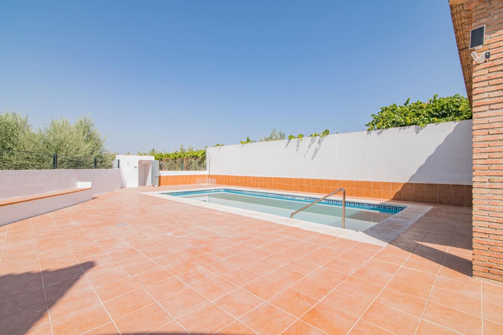 4 soverom Villa til salgs i Atarfe med svømmebasseng garasje - € 395 000 (Ref: 8511875)