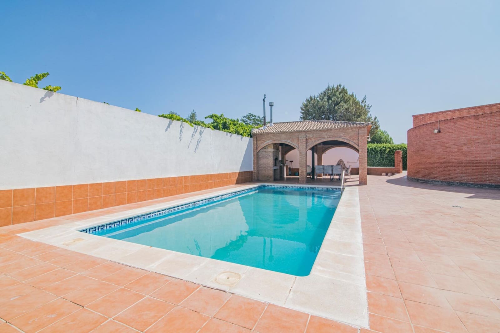 4 soverom Villa til salgs i Atarfe med svømmebasseng garasje - € 395 000 (Ref: 8511875)