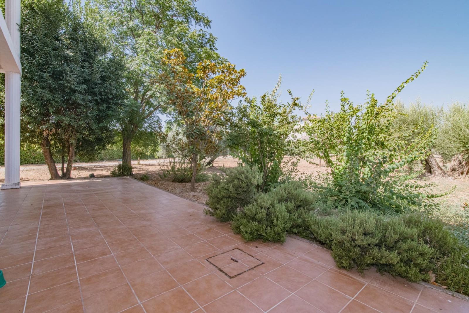 4 soverom Villa til salgs i Atarfe med svømmebasseng garasje - € 395 000 (Ref: 8511875)