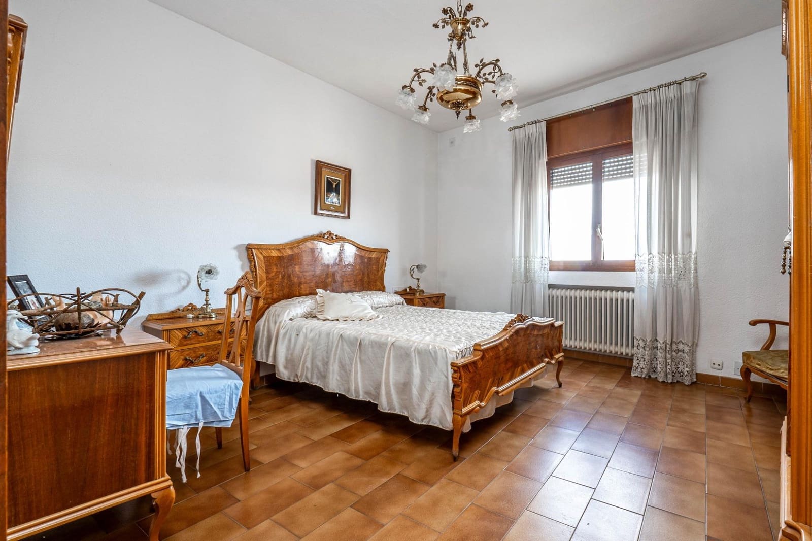 6 soveværelse Byhus til salg i Alcudia de Guadix med garage - € 185.000 (Ref: 8610759)