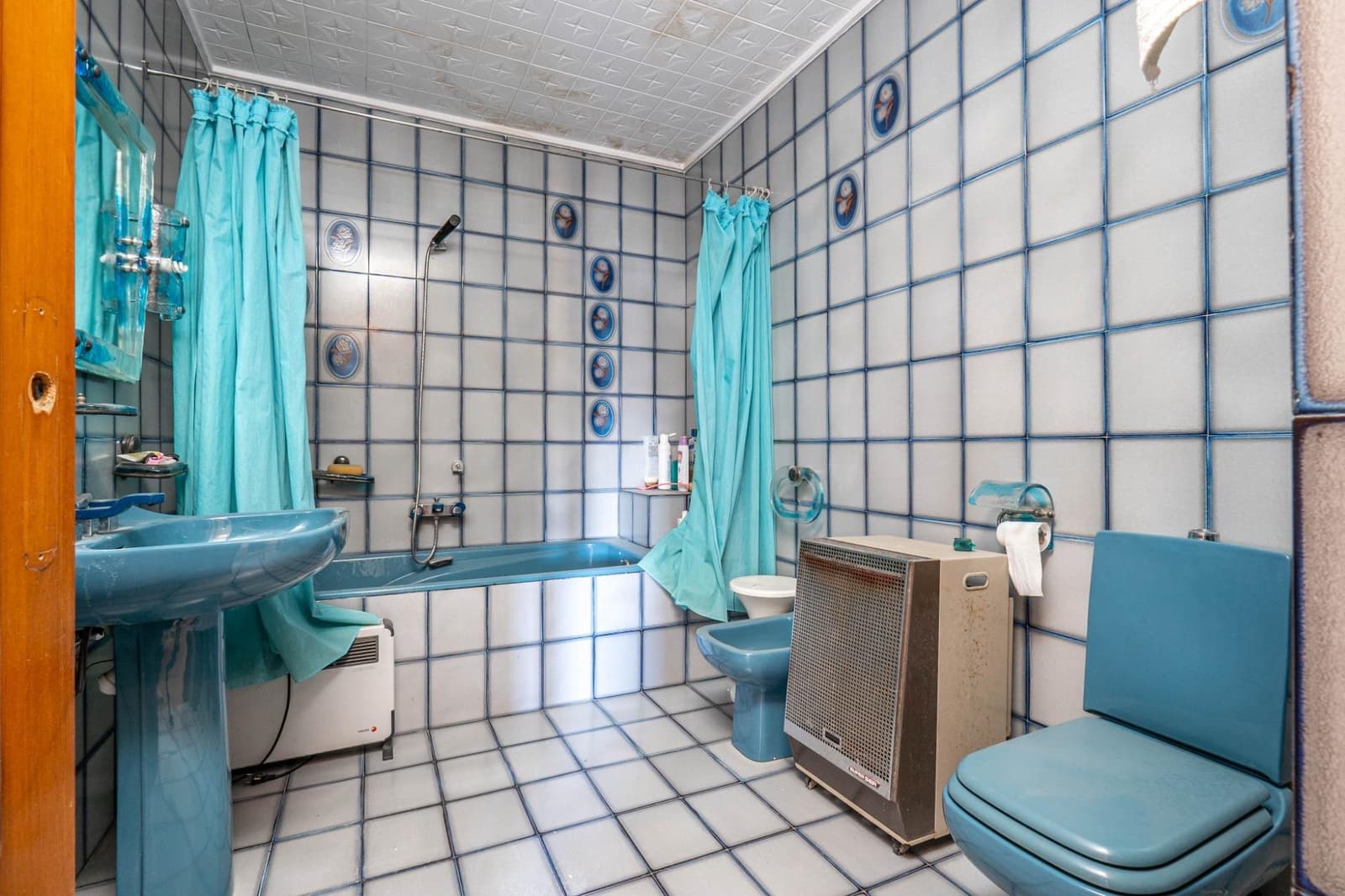 6 soveværelse Byhus til salg i Alcudia de Guadix med garage - € 185.000 (Ref: 8610759)