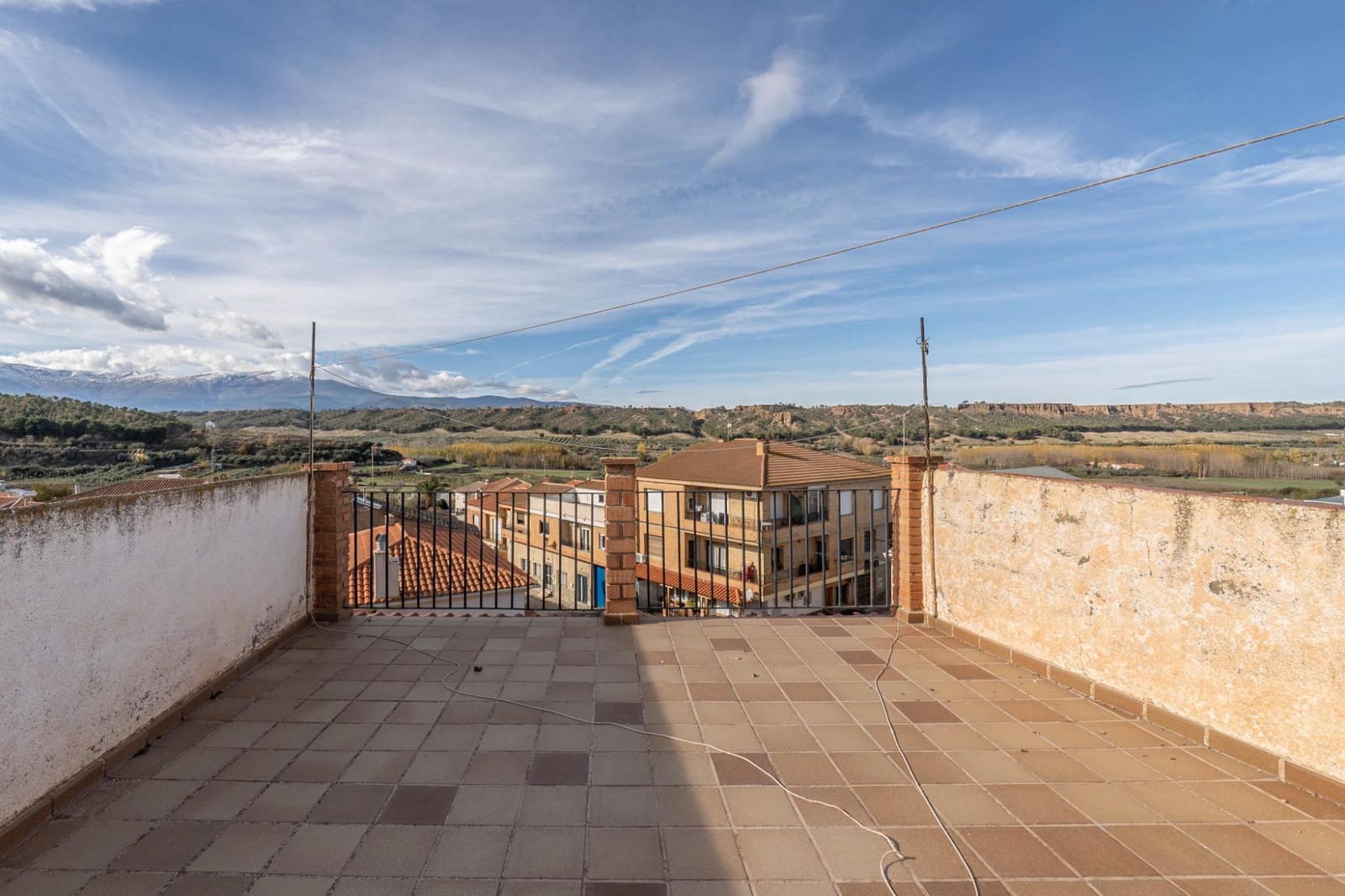 6 soveværelse Byhus til salg i Alcudia de Guadix med garage - € 185.000 (Ref: 8610759)