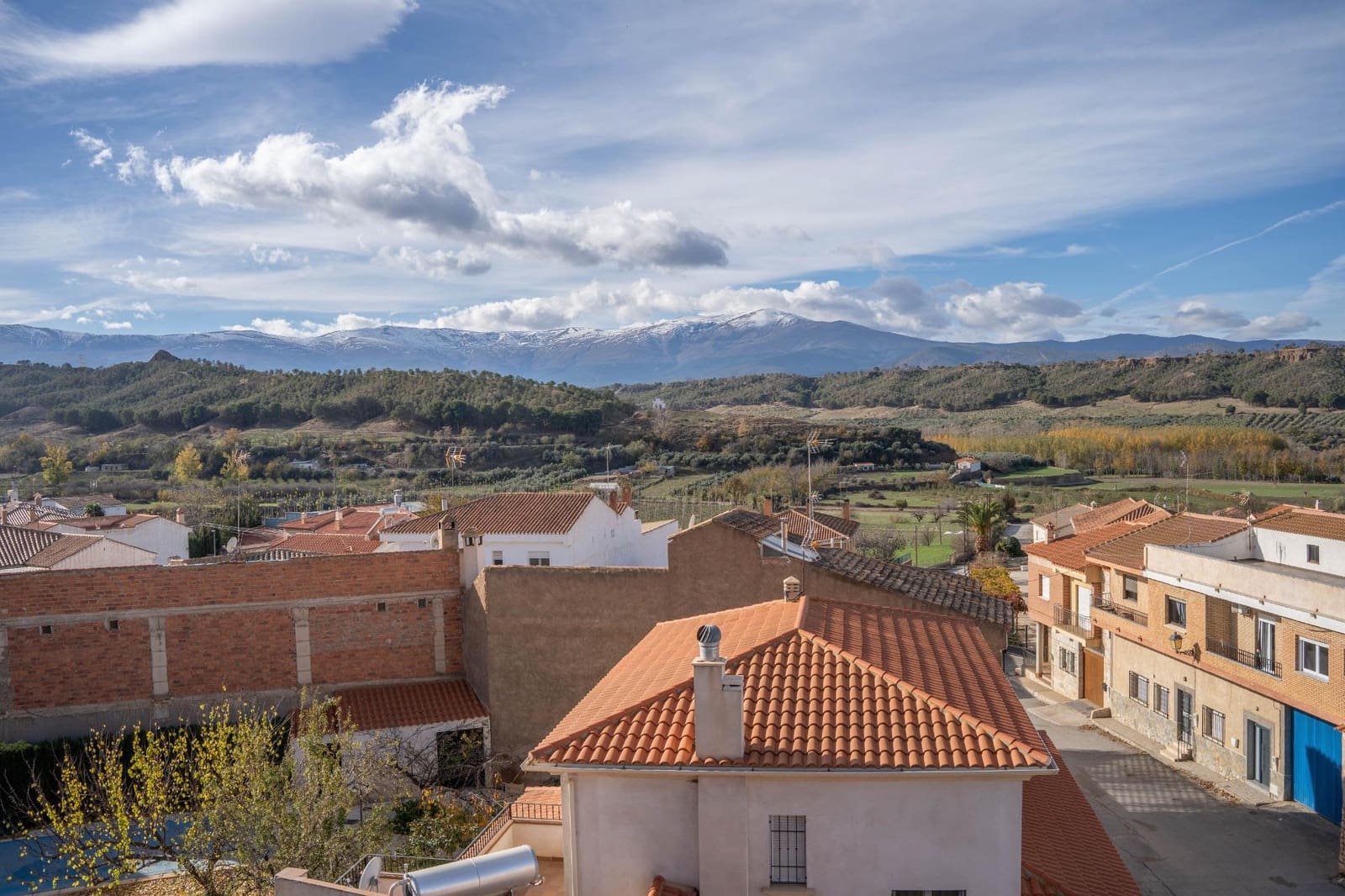 6 soveværelse Byhus til salg i Alcudia de Guadix med garage - € 185.000 (Ref: 8610759)