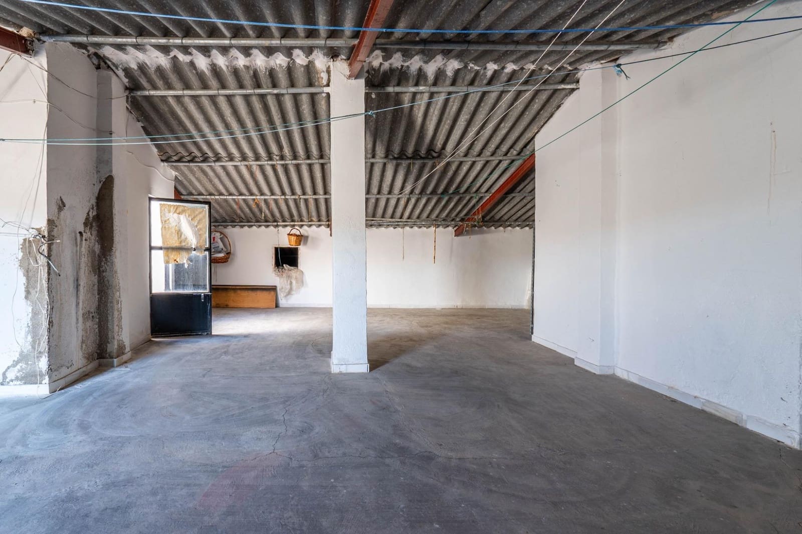 6 soveværelse Byhus til salg i Alcudia de Guadix med garage - € 185.000 (Ref: 8610759)