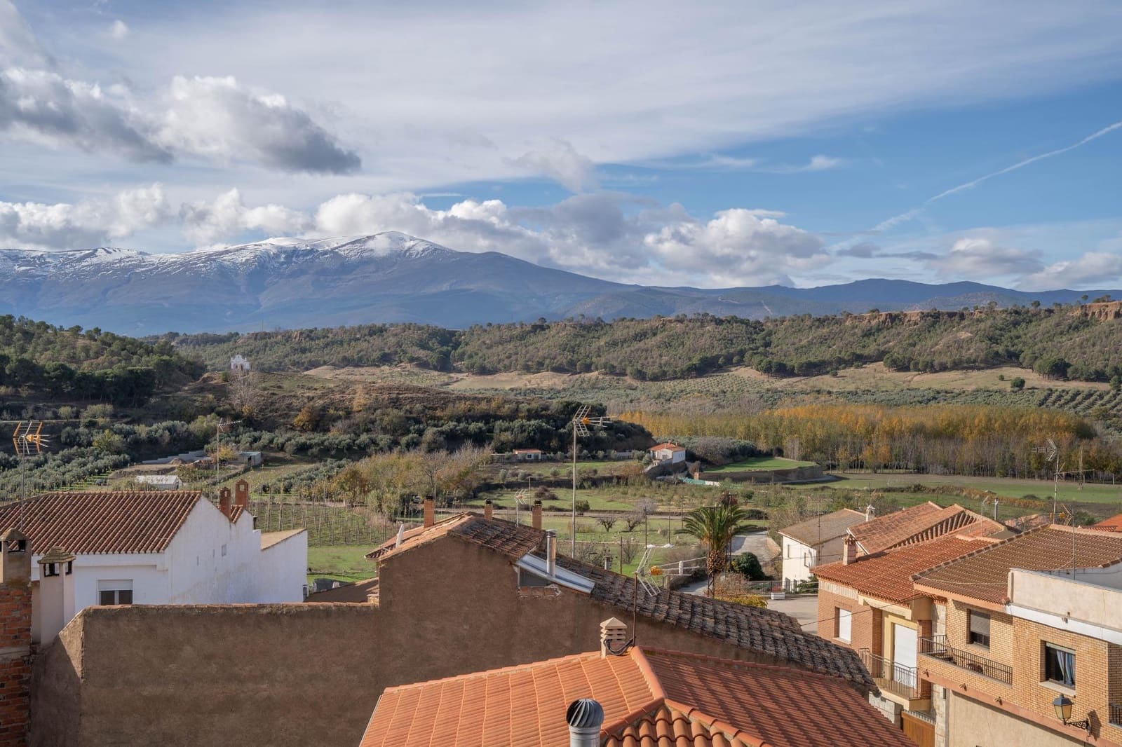 6 soveværelse Byhus til salg i Alcudia de Guadix med garage - € 185.000 (Ref: 8610759)