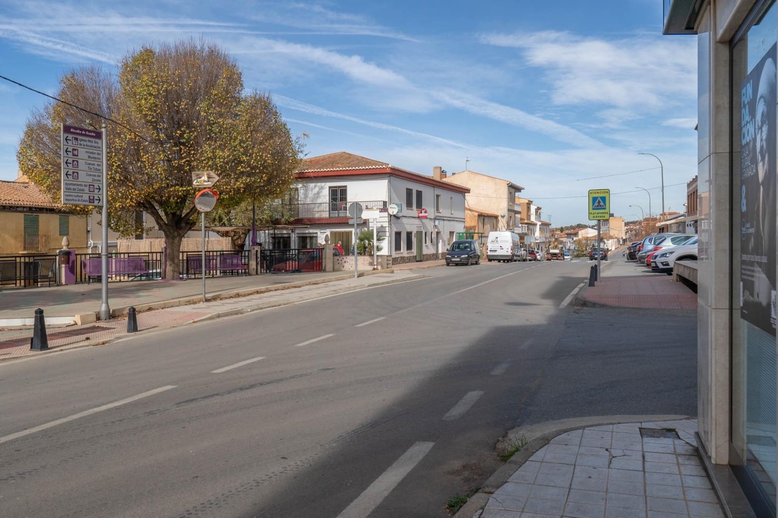 6 soveværelse Byhus til salg i Alcudia de Guadix med garage - € 185.000 (Ref: 8610759)