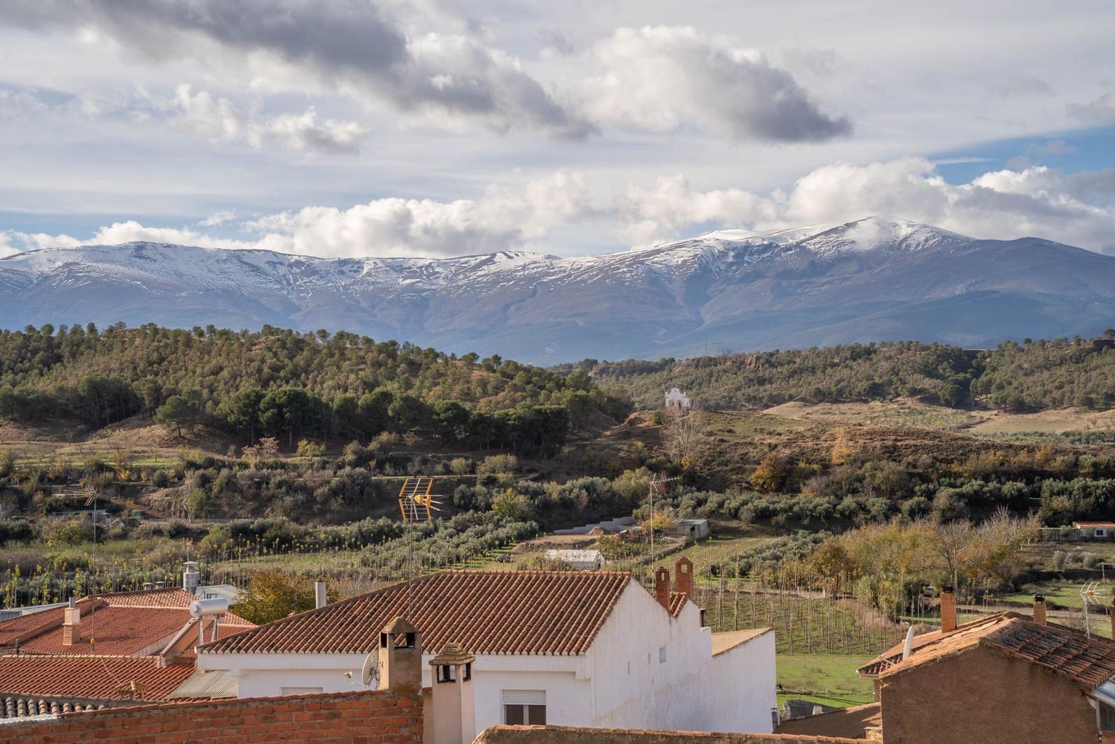 6 soveværelse Byhus til salg i Alcudia de Guadix med garage - € 185.000 (Ref: 8610759)