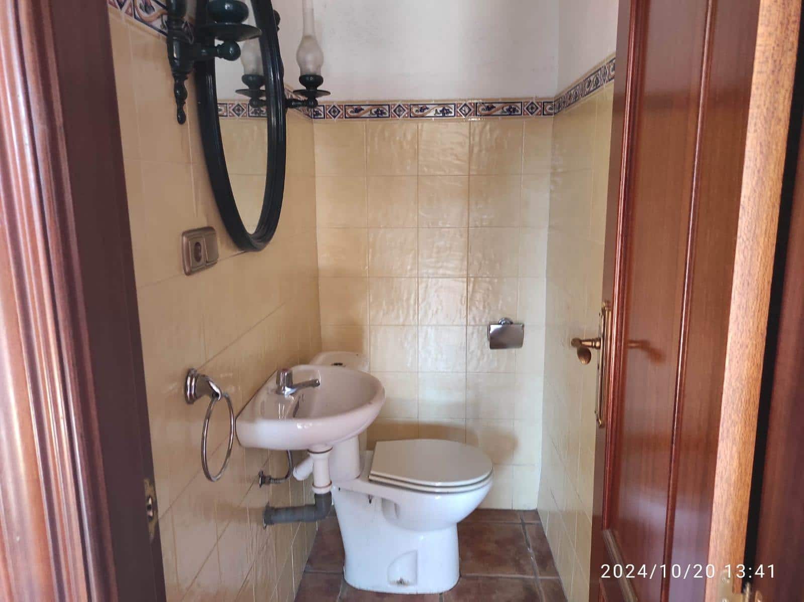 6 soveværelse Finca/Landehus til salg i Fuente Vaqueros - € 360.000 (Ref: 8610760)