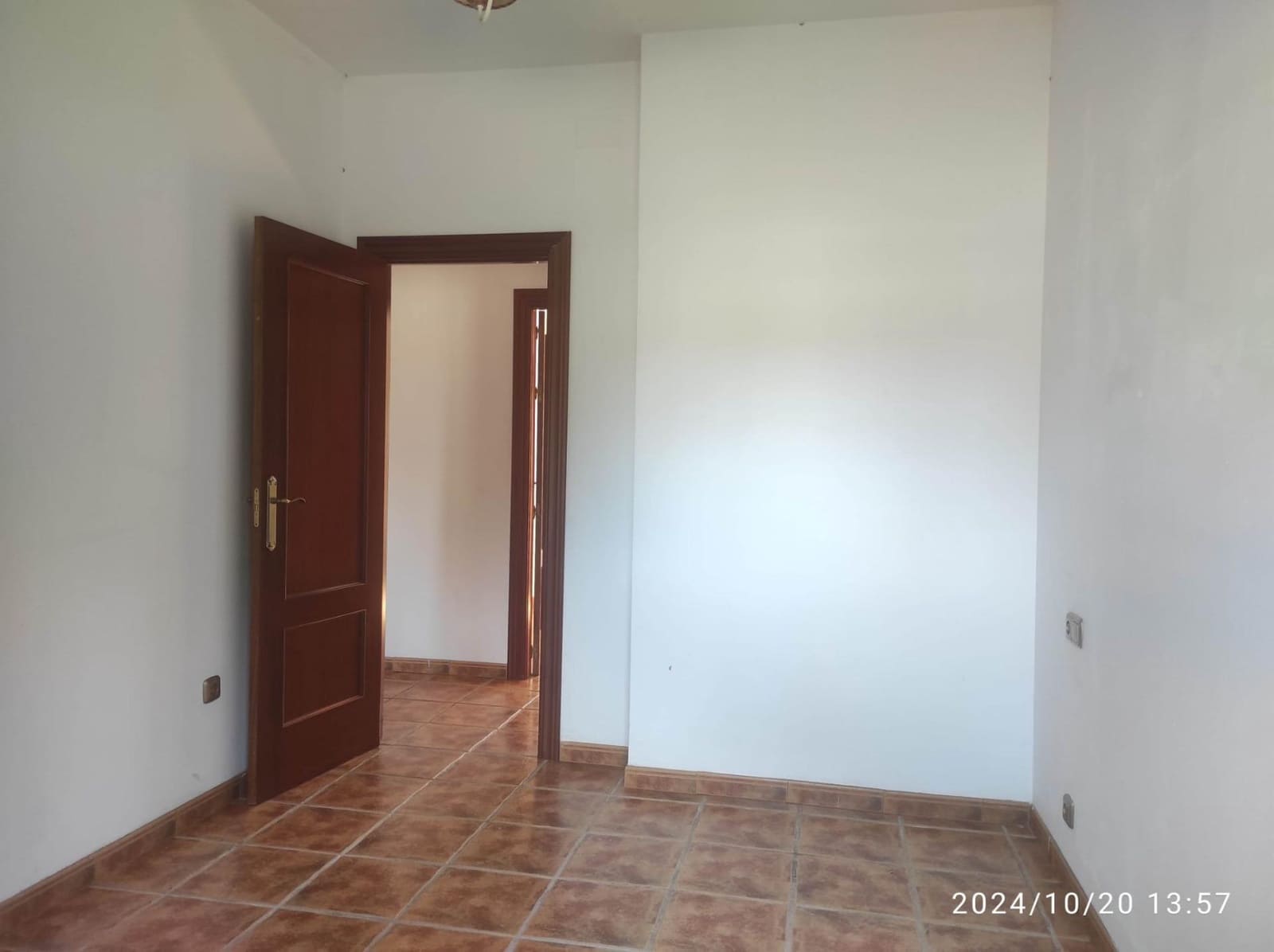 6 soveværelse Finca/Landehus til salg i Fuente Vaqueros - € 360.000 (Ref: 8610760)