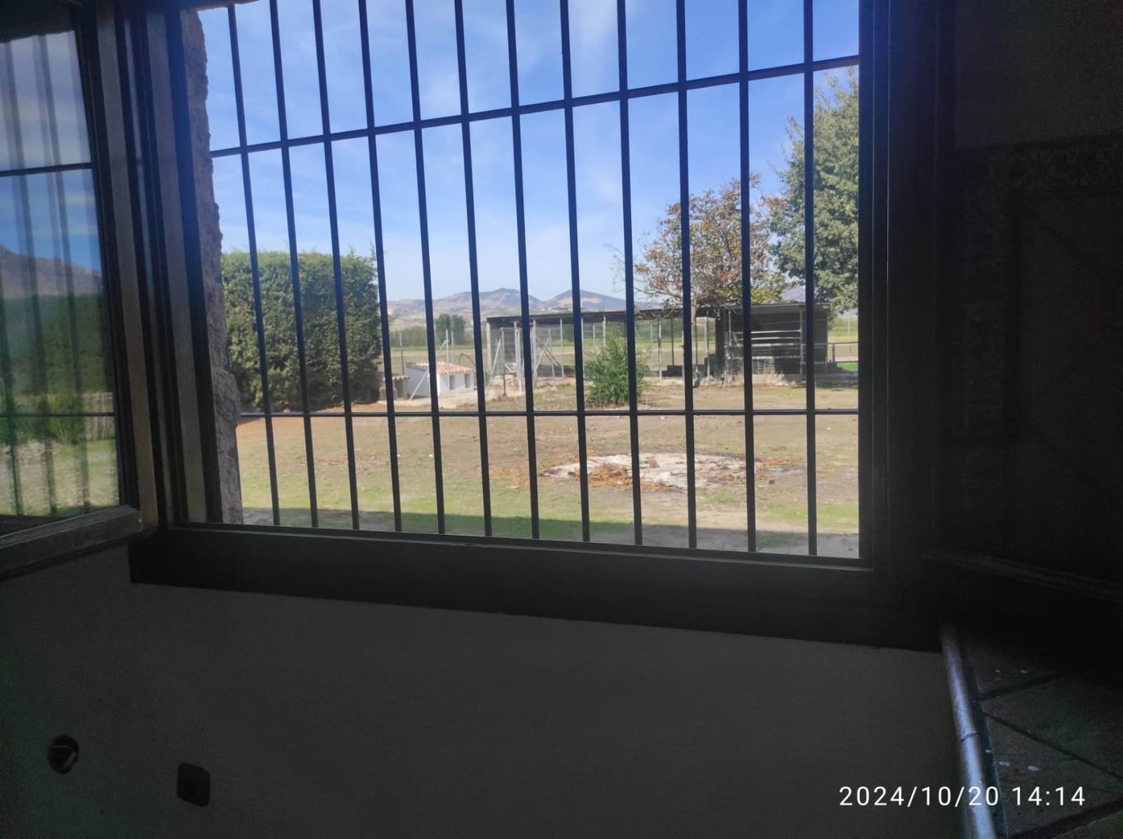 6 soveværelse Finca/Landehus til salg i Fuente Vaqueros - € 360.000 (Ref: 8610760)