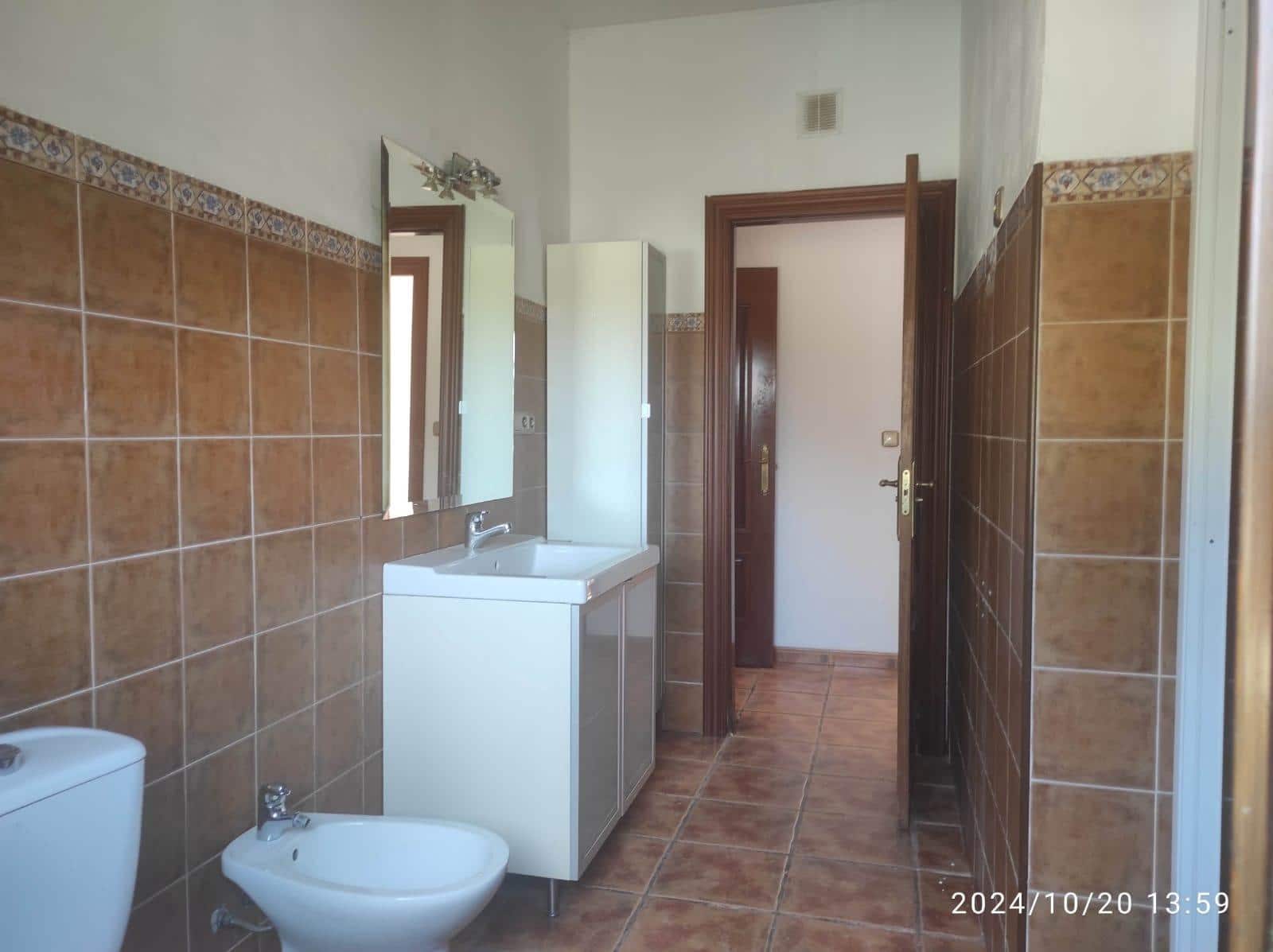 6 soveværelse Finca/Landehus til salg i Fuente Vaqueros - € 360.000 (Ref: 8610760)