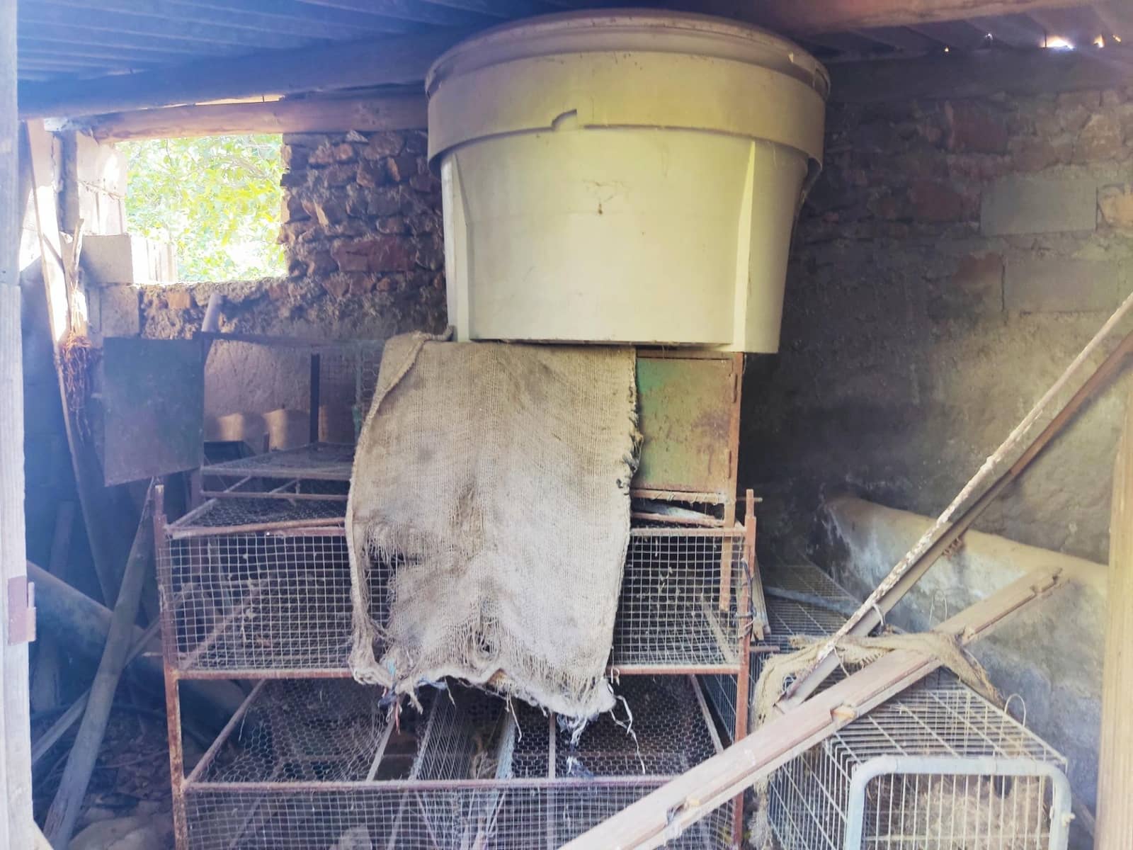 Grunde uden byggetilladelser til salg i Saleres - € 98.000 (Ref: 8615356)