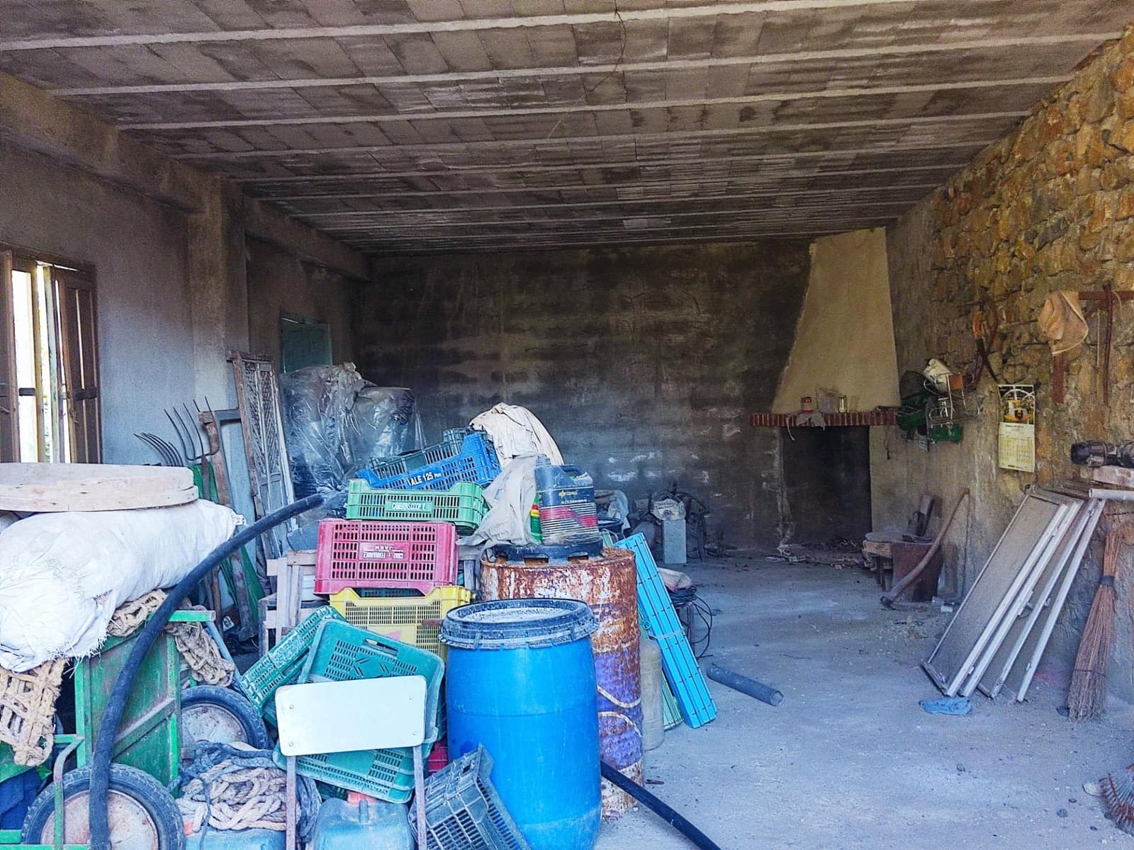 Grunde uden byggetilladelser til salg i Saleres - € 98.000 (Ref: 8615356)